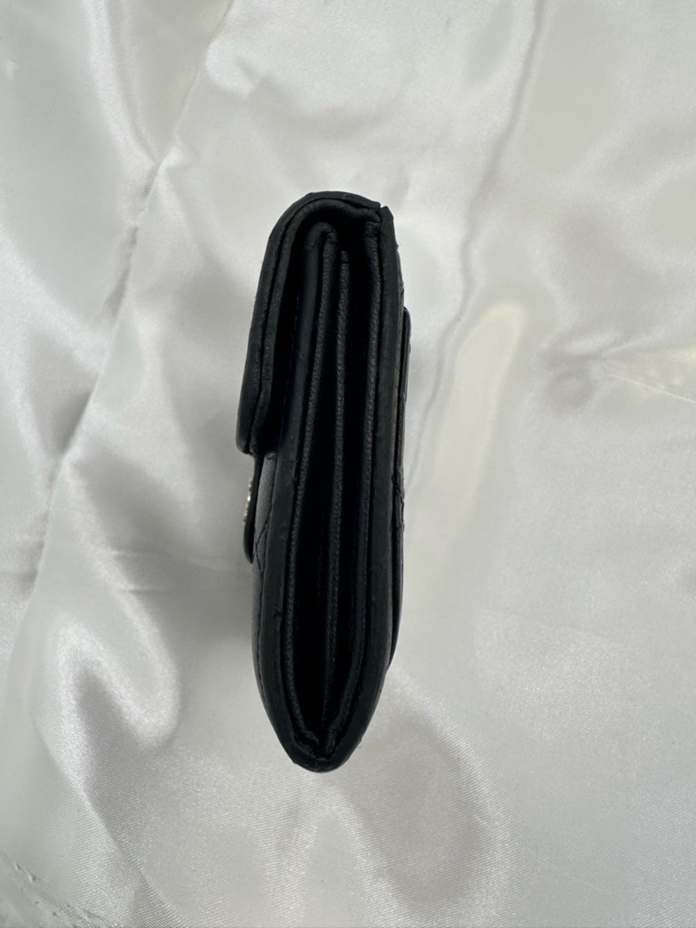 Chanel Matelasse Card Holder A509D1E9P9 - Picture 6 of 15